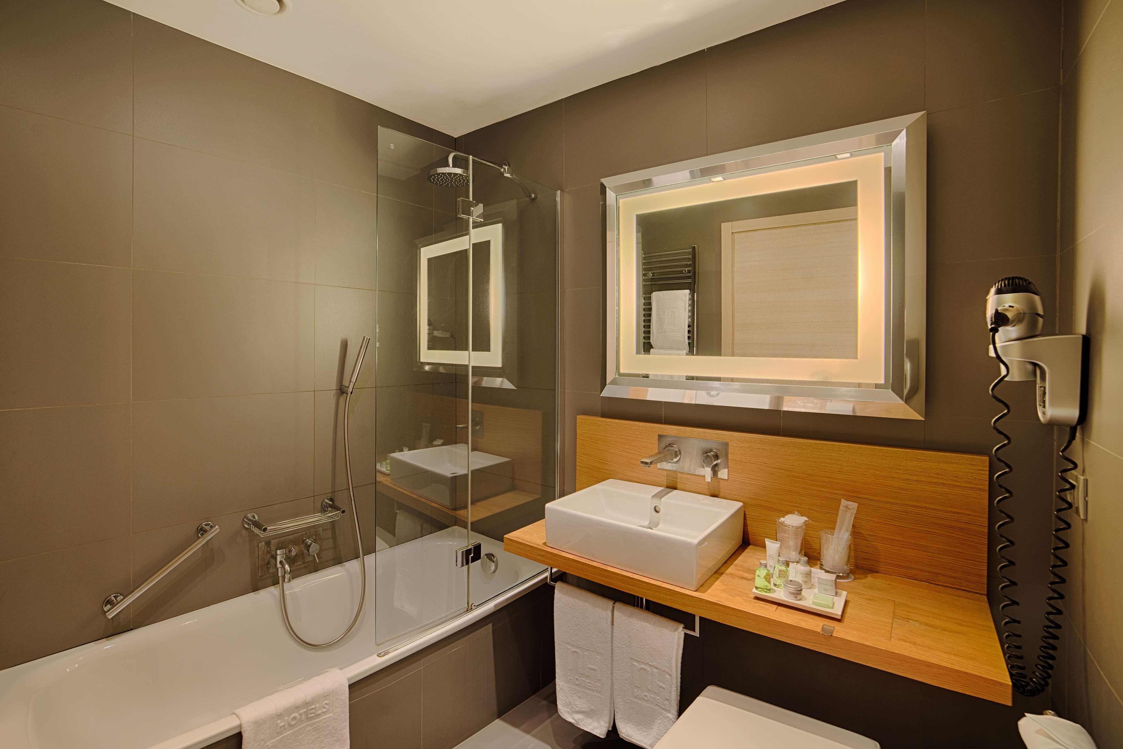 Nh Pisa Hotel Luaran gambar