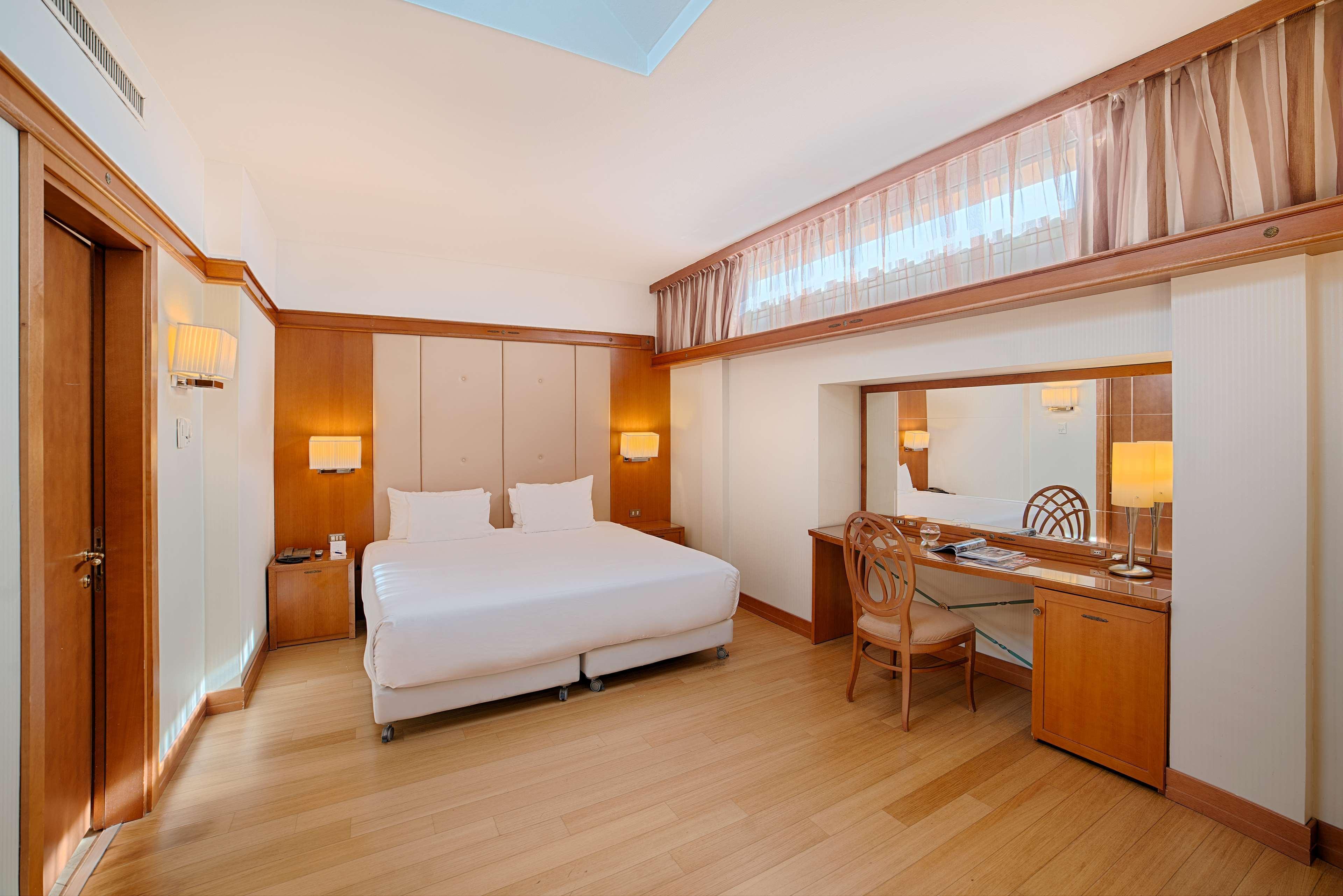 Nh Pisa Hotel Luaran gambar