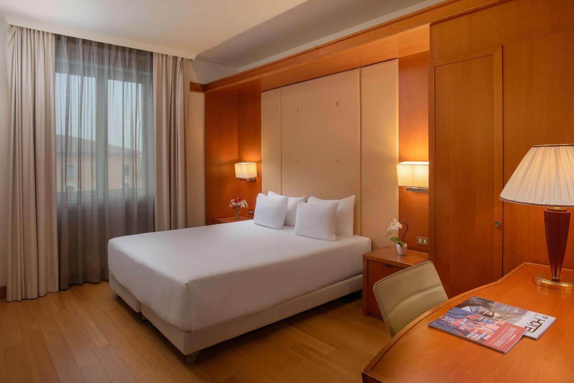 Nh Pisa Hotel Luaran gambar